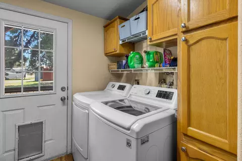 67500 Harrington Loop, Bend, OR 97703 photo 23