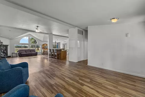 67500 Harrington Loop, Bend, OR 97703 photo 10