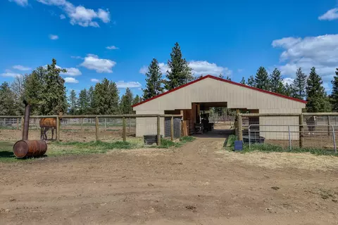 67500 Harrington Loop, Bend, OR 97703 photo 40