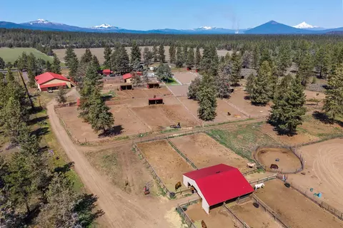 67500 Harrington Loop, Bend, OR 97703 photo 42