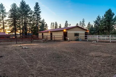67500 Harrington Loop, Bend, OR 97703 photo 32