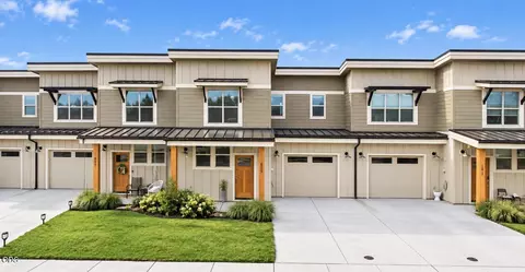3610 SW Badger Ave, Redmond, OR 97756