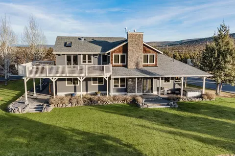 9001 SW Desert Sage Ln, Powell Butte, OR 97753