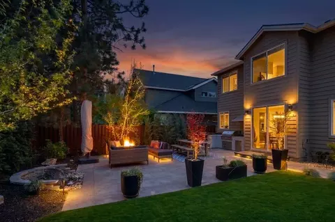 Exterior - 19769 Chicory Ave, Bend, OR 97702 photo 9 of 14