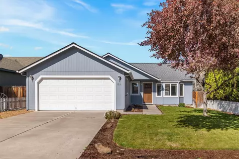 1201 SW 31st St, Redmond, OR 97756