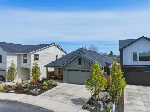 Exterior - 20546 Aberdeen Ct, Bend, OR 97702 photo 11 of 11