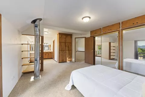 Bedroom - 2401 E Fork Rd, Williams, OR 97544 photo 2 of 4
