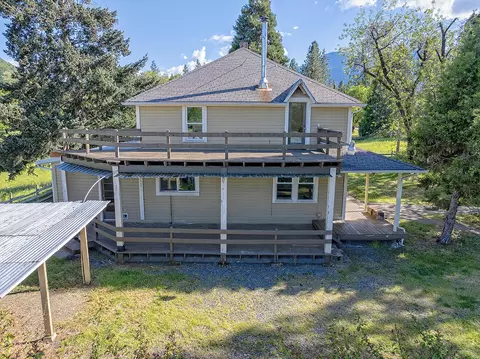 Exterior - 2401 E Fork Rd, Williams, OR 97544 photo 11 of 12