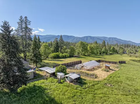 Exterior - 2401 E Fork Rd, Williams, OR 97544 photo 9 of 12