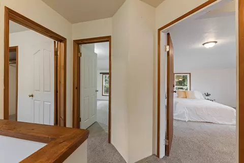 Entry Way - 2401 E Fork Rd, Williams, OR 97544 photo 2 of 2