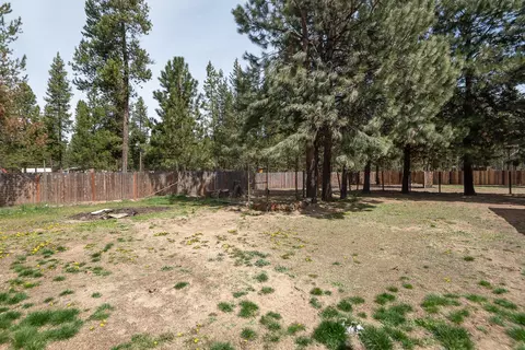 15886 Wright Ave, La Pine, OR 97739 photo 17