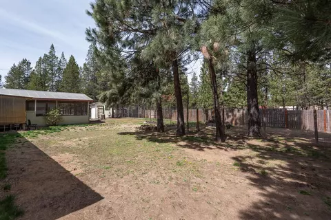 15886 Wright Ave, La Pine, OR 97739 photo 16