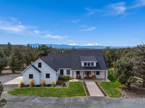19250 Innes Market Rd, Bend, OR 97703