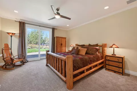 Bedroom - 3324 NW Shevlin Rdg, Bend, OR 97703 photo 1 of 4