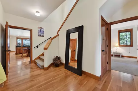 Entry Way - 3324 NW Shevlin Rdg, Bend, OR 97703 photo 3 of 4