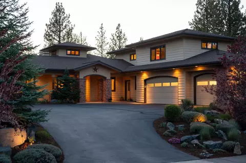 Exterior - 3324 NW Shevlin Rdg, Bend, OR 97703 photo 9 of 10