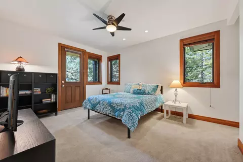 Bedroom - 3324 NW Shevlin Rdg, Bend, OR 97703 photo 3 of 4