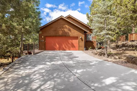 Exterior - 2003 NW 4th St, Bend, OR 97703 photo 1 of 15