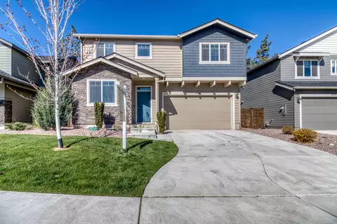 61593 SE Lorenzo Dr, Bend, OR 97702