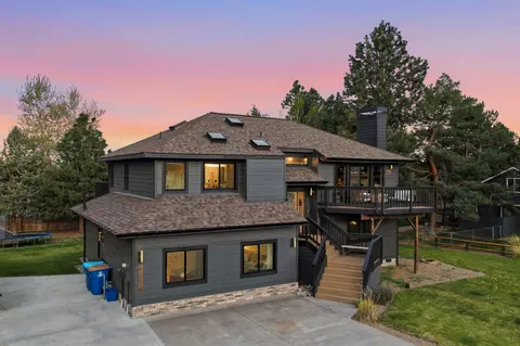 63276 Eastview Dr, Bend, OR 97701 photo 3