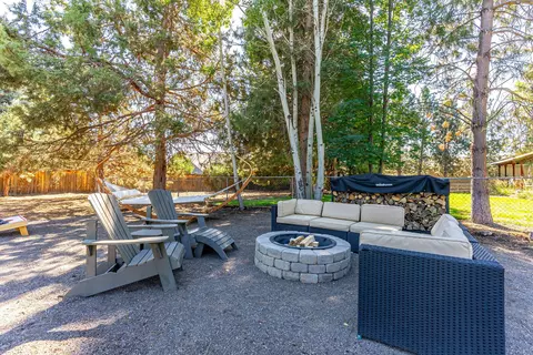 63276 Eastview Dr, Bend, OR 97701 photo 40