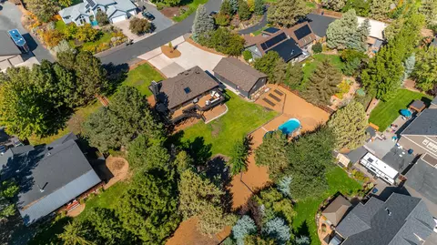 63276 Eastview Dr, Bend, OR 97701 photo 50