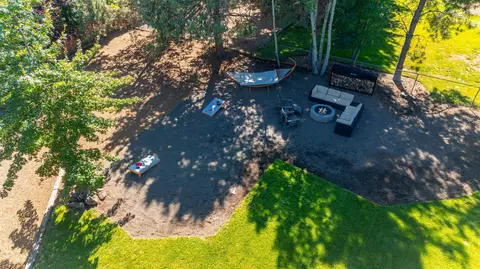 63276 Eastview Dr, Bend, OR 97701 photo 48