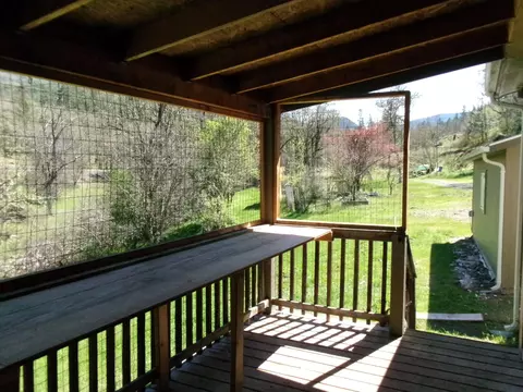 9445 E Antelope Rd, Eagle Point, OR 97524 photo 6
