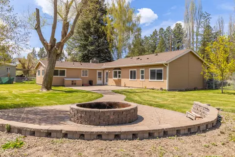 2761 Minna St, Bonanza, OR 97623
