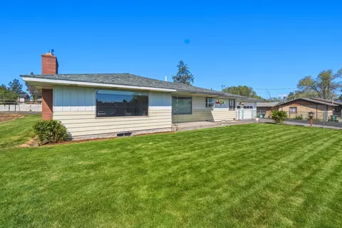 720 SW 1st St, Madras, OR 97741