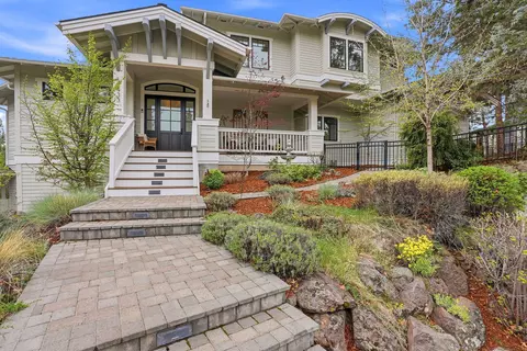 2433 NW Sacagawea Ln, Bend, OR 97703