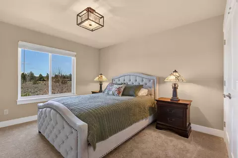 Bedroom - 66355 Barr Rd, Bend, OR 97703 photo 3 of 4