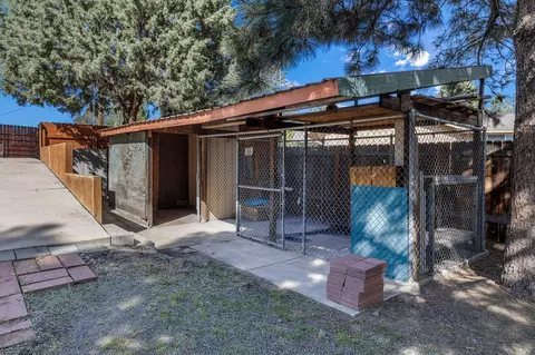 Exterior - 20607 Independence Way, Bend, OR 97701 photo 5 of 11