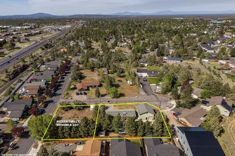View/Area - 20607 Independence Way, Bend, OR 97701 photo 5 of 5