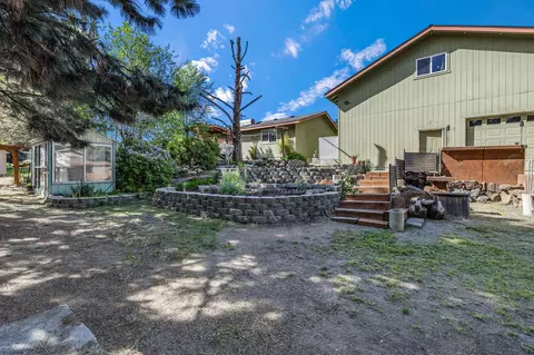 Exterior - 20607 Independence Way, Bend, OR 97701 photo 7 of 11