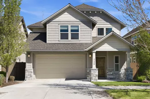 21338 NE Brooklyn Pl, Bend, OR 97701