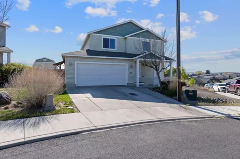 792 NE Robin Pl, Prineville, OR 97754