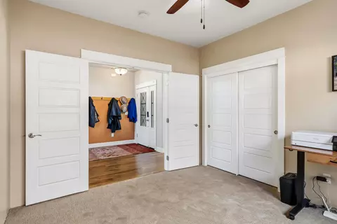 Entry Way - 983 Pumpkin Ridge Dr, Eagle Point, OR 97524 photo 1 of 1