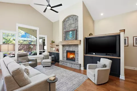 Living - 61065 Manhae Loop, Bend, OR 97702 photo 5 of 6
