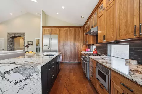 Kitchen - 61065 Manhae Loop, Bend, OR 97702 photo 2 of 11