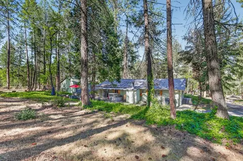 981 Upper Applegate Rd, Jacksonville, OR 97530