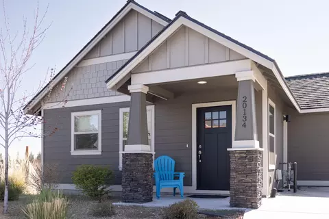 Exterior - 20134 Carson Creek Ct, Bend, OR 97702 photo 4 of 7
