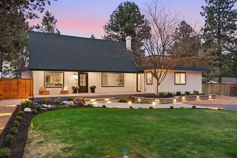144 SW Cleveland Ave, Bend, OR 97702