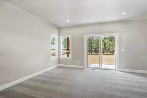 Living - 60163 Crater Rd, Bend, OR 97702 photo 4 of 5