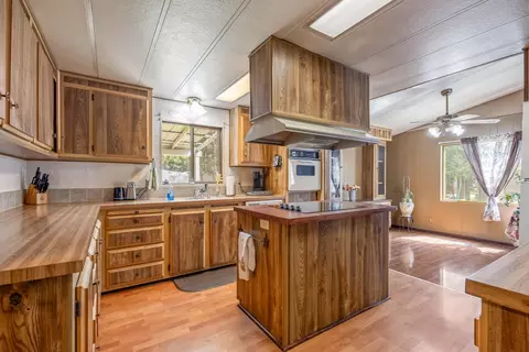 52851 Wayside Loop, La Pine, OR 97739 photo 5