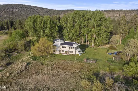 30242 Highway 97 N, Chiloquin, OR 97624