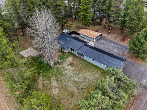 View/Area - 51448 Cedar Rd, La Pine, OR 97739 photo 1 of 6