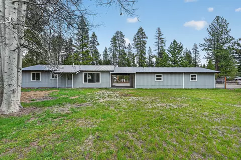 51448 Cedar Rd, La Pine, OR 97739