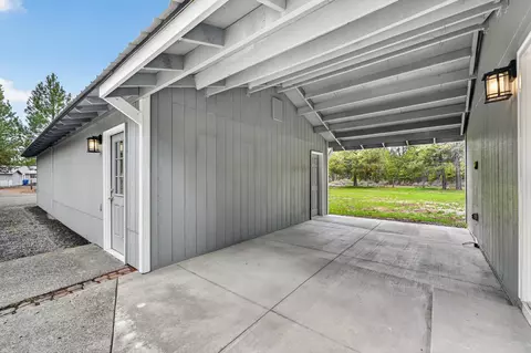 Other - 51448 Cedar Rd, La Pine, OR 97739 photo 3 of 10