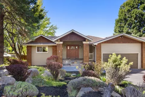 2110 Kimberly Dr, Klamath Falls, OR 97603